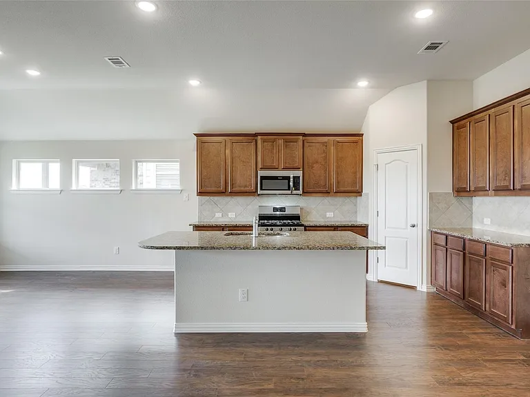 16625 Hidden Cove Dr — Photo 13