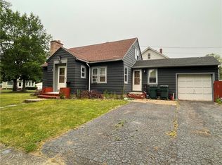 142 Parkwood Rd, Rochester, NY 14615