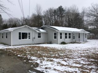 1128 S Mill Iron Rd, Muskegon, MI 49442