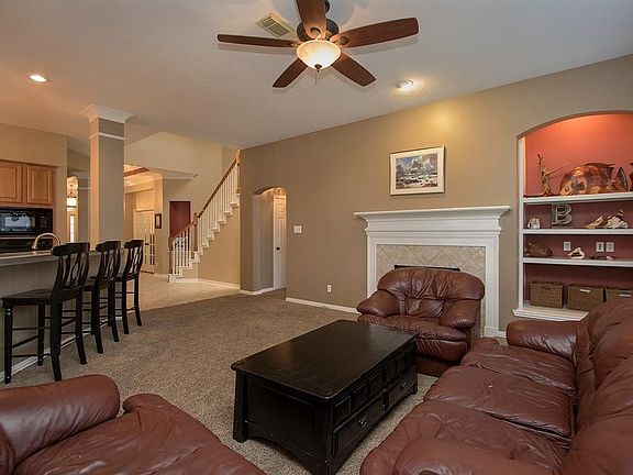 5th image of 15810 Augustin Landing Dr