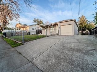 124 Cedar St, Roseville, CA 95678