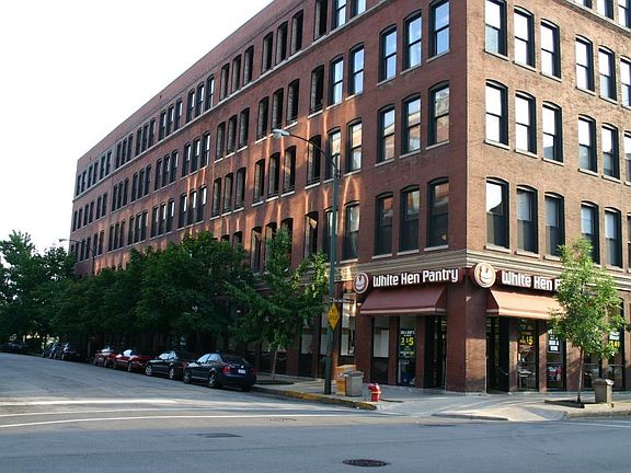 Front of Bldg - Corner Unit