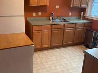 325 N Front St APT 4, Harrisburg, PA 17101