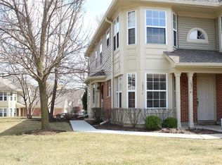 1657 Penny Ln APT A, Crystal Lake, IL 60014