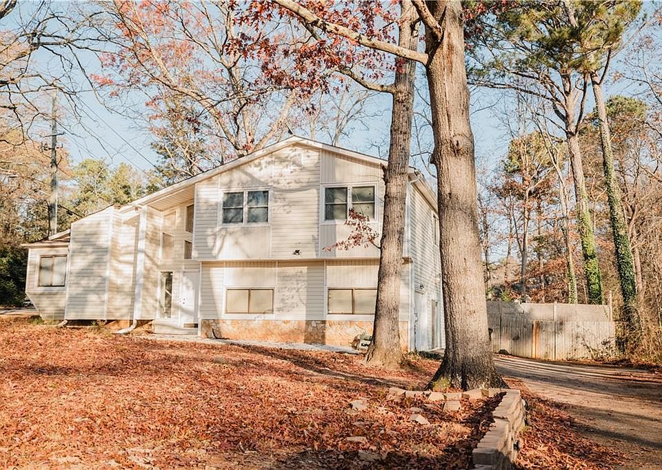 1st image of 6801 Creekwood Dr