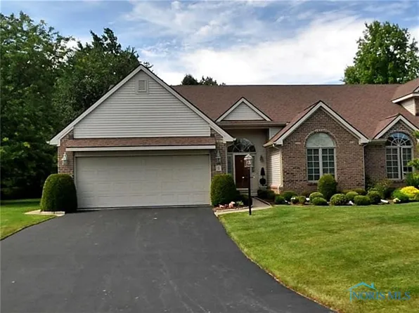 2 Shenandoah Cir, Sylvania, OH 43560