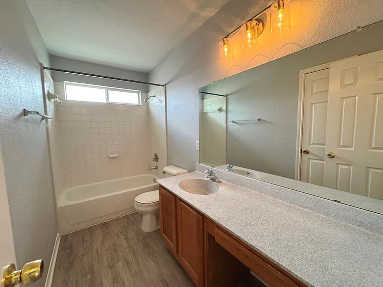 1009 Rutgers Dr — Photo 34