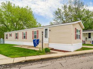 7 Spring Lake Ct, Delaware, OH 43015