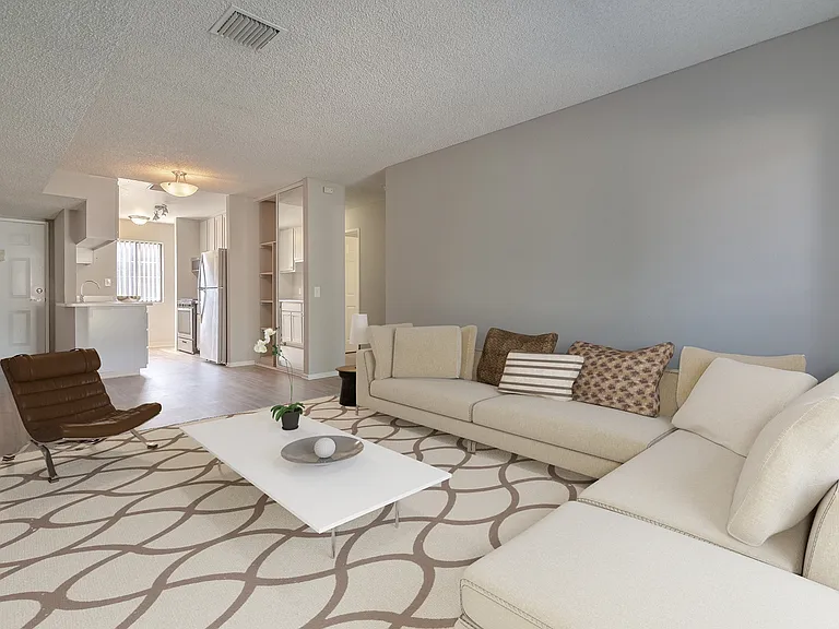 Sunset Ridge Apartments — Photo 13