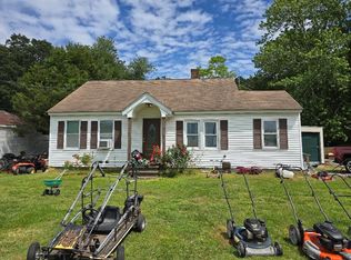 27294 Main St, Hallwood, VA 23359