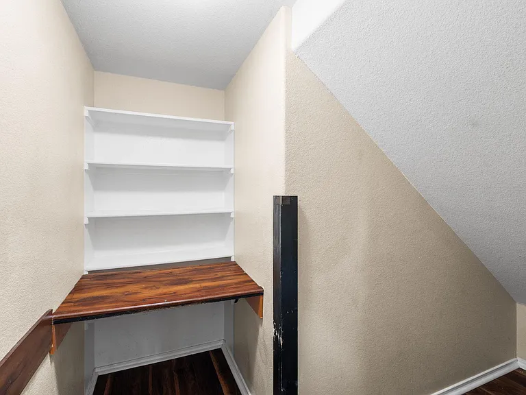 1244 Yellow Iris Rd — Photo 19