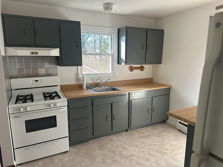 308 John Ave #1 — Photo 4