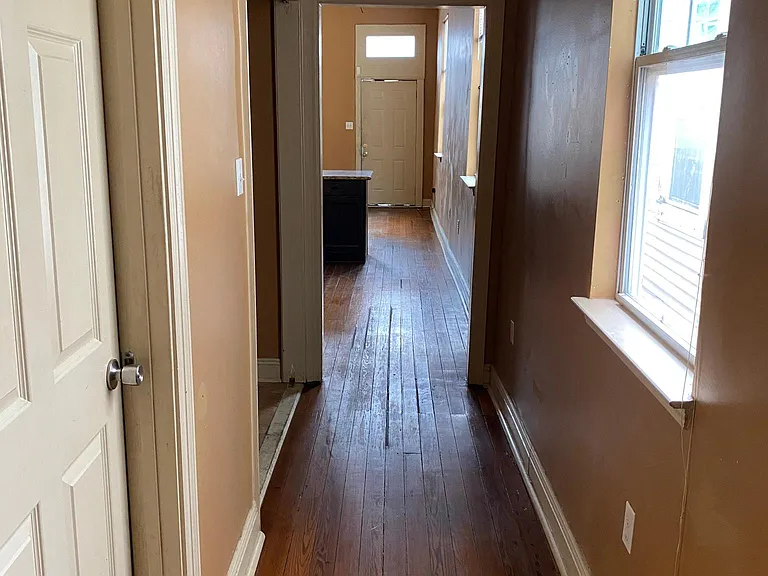 3507 S Saratoga St — Photo 8