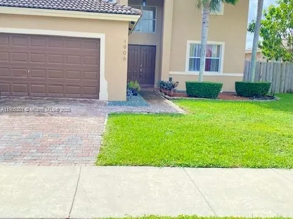 1906 SE 18th St, Homestead, FL 33035