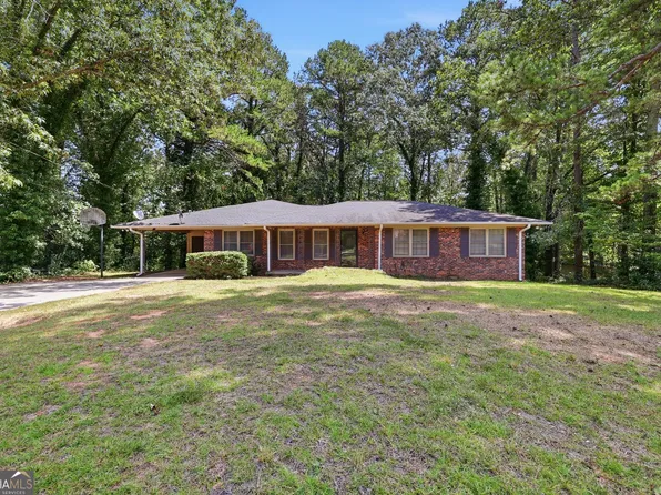44 Elm Dr, Toccoa, GA 30577