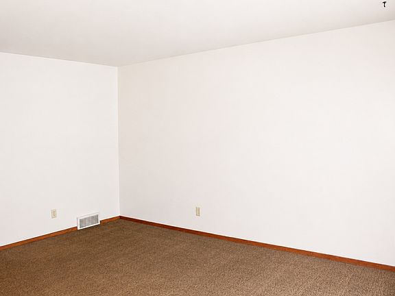 5th image of 4836 N Green Bay Rd APT 2