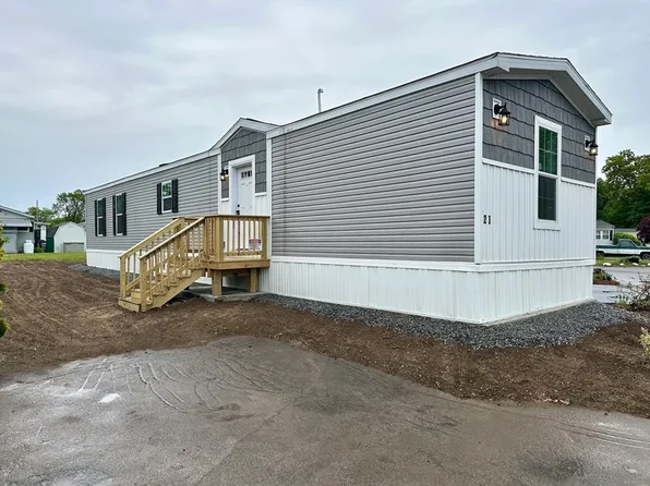 23 Dinny Ln, Plainville, MA 02762