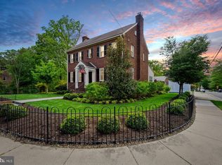 212 N Highland St, Arlington, VA 22201