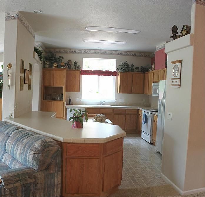 Nice open kitchen