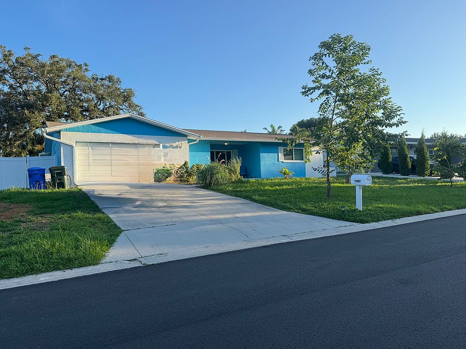 2 car garage and 4 car driveway