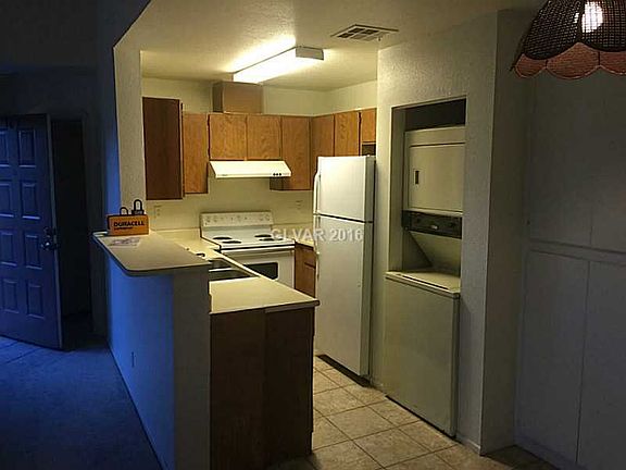 3rd image of 3923 Gogo Way Unit 109