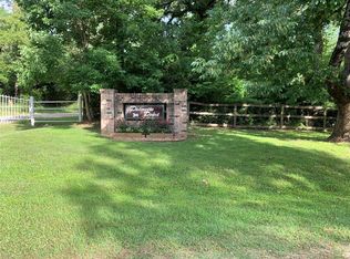 201 Ferguson Way, Pointblank, TX 77364