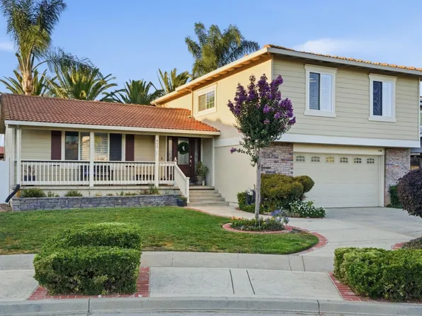 495 London Dr, Gilroy, CA 95020