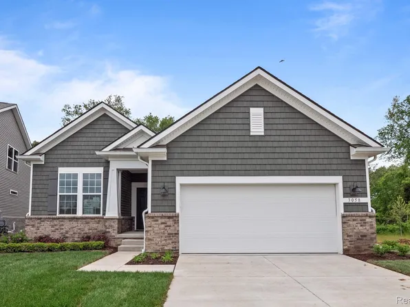 3058 Sheffield Cir, Clarkston, MI 48346