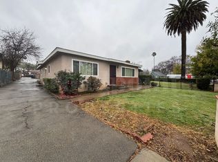 1015 E 3rd Ave, Escondido, CA 92025