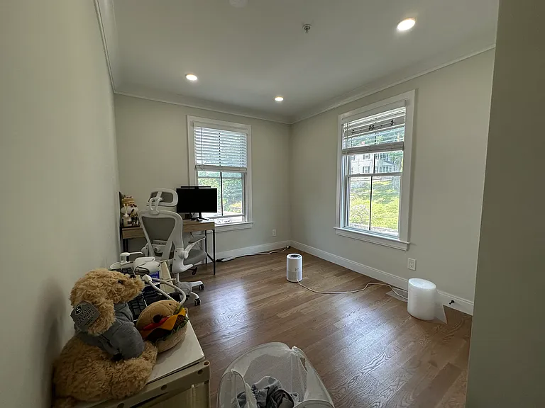 153 Foster St #2F — Photo 6