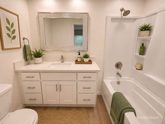 3rd image of 3724 S Bentley Ave #204