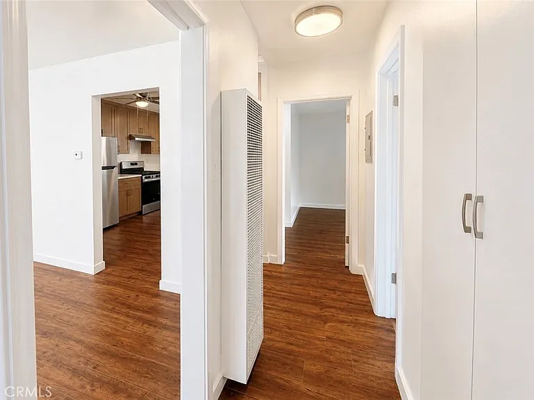 15226 Normandie Ave #B — Photo 9