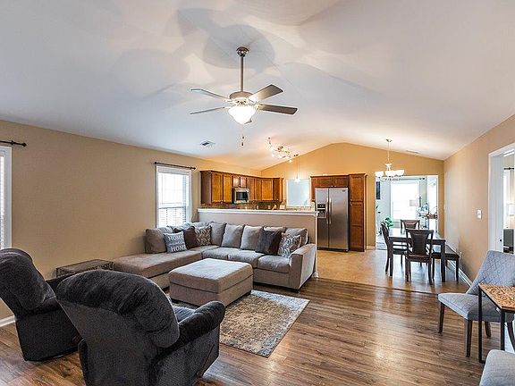 5th image of 3285 Polo Club Blvd