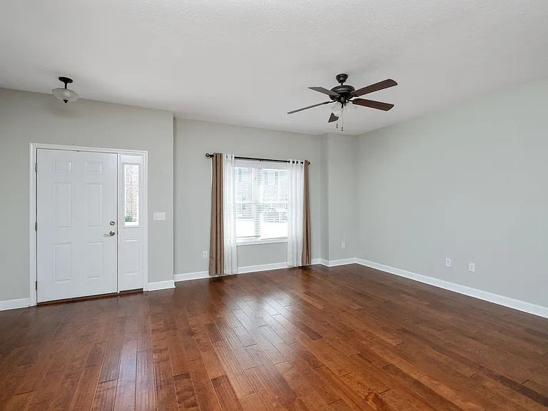 119 Cedar Point Ln — Photo 6