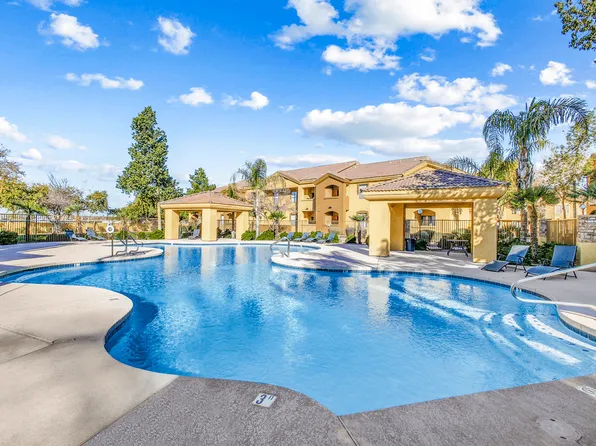 San Fernando Apartments