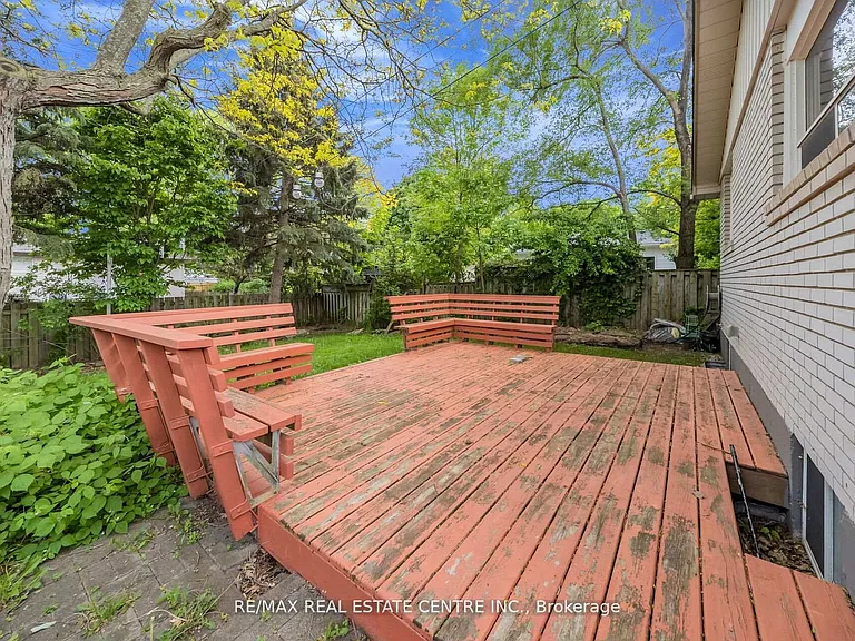 126 Culham St — Photo 18