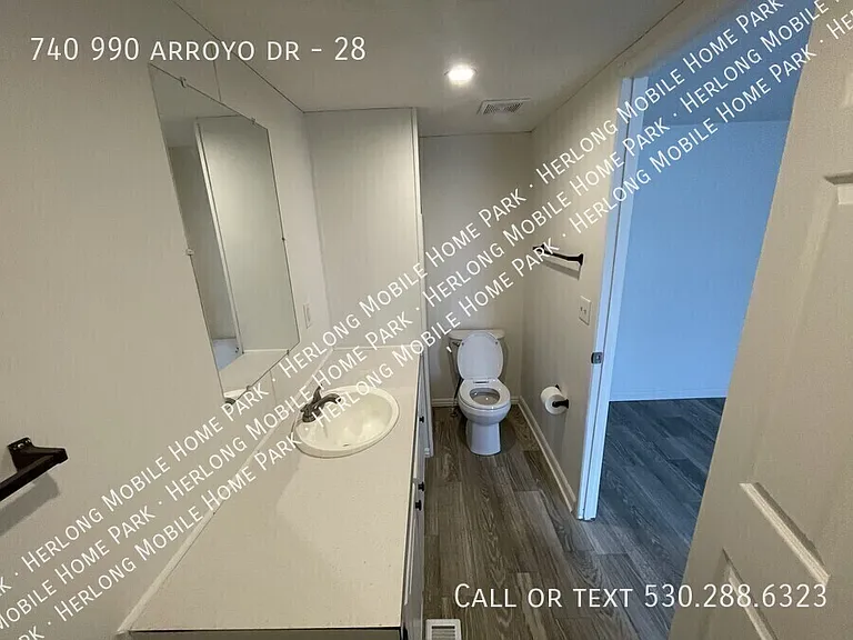740-990 Arroyo Dr #28 — Photo 4