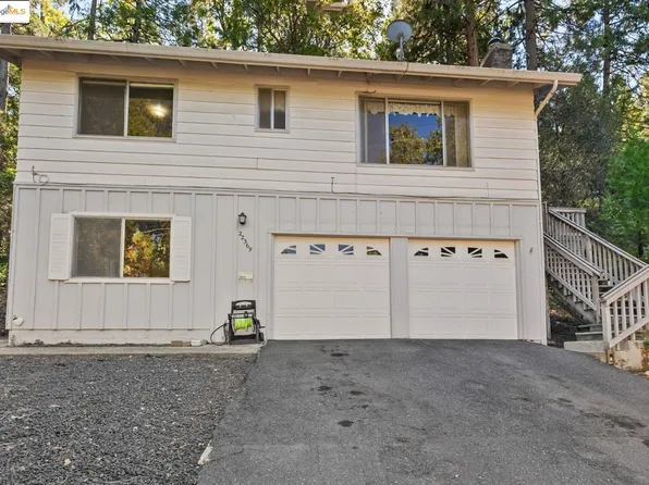 22369 Ponderosa Dr, Twain Harte, CA 95383