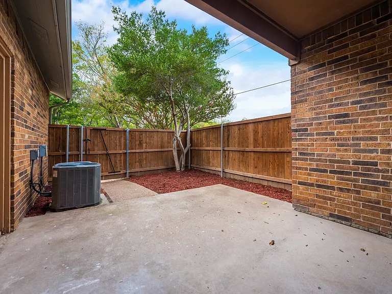 510 Norwood Pl #7 — Photo 5