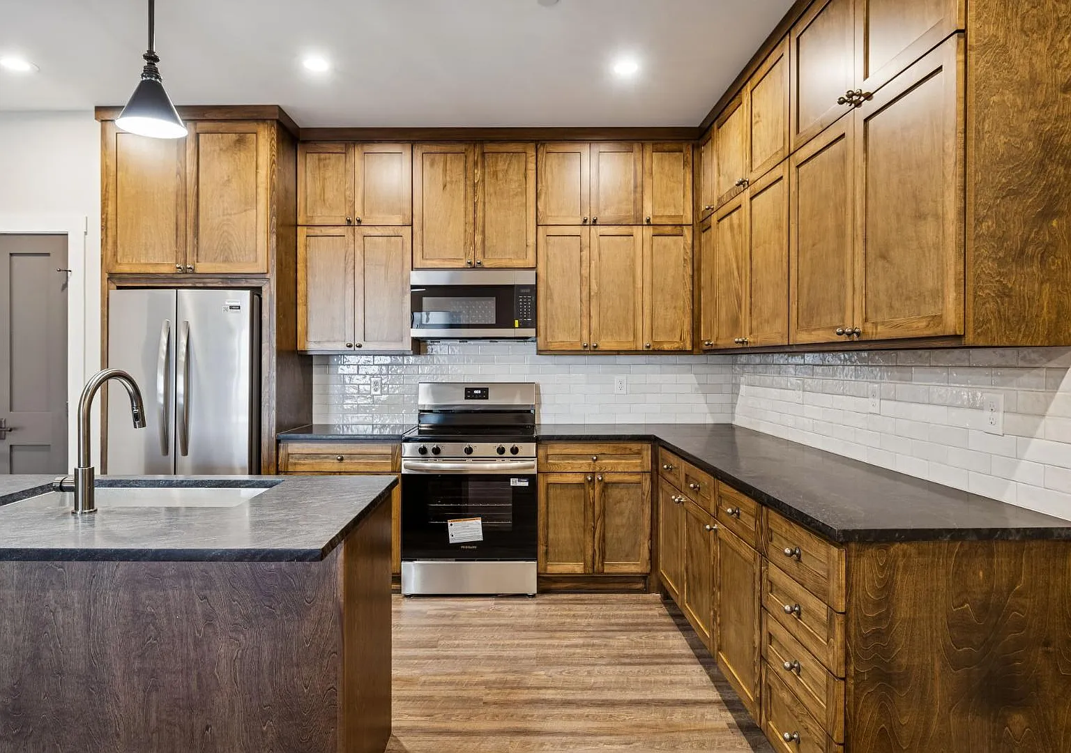 118 N Main St - 118 N Main St Unit C — Photo 4