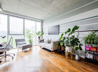 32 Trolley Cres #423, Toronto, ON