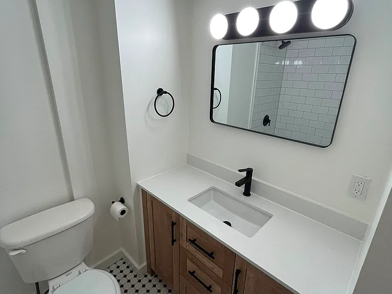 360 Ridelle Ave #507 — Photo 10