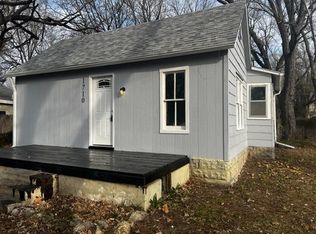 1710 Loomis St, Winfield, KS 67156