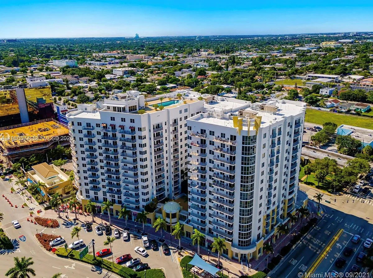 Building Photo - 1830 Radius Dr #1222