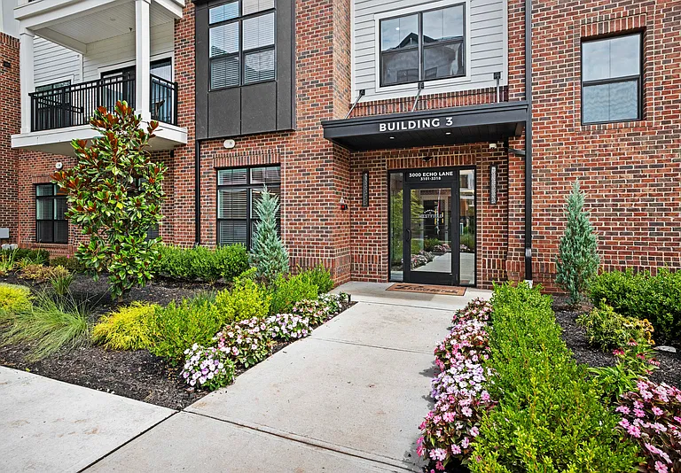 Parkside at Westfield — Photo 14