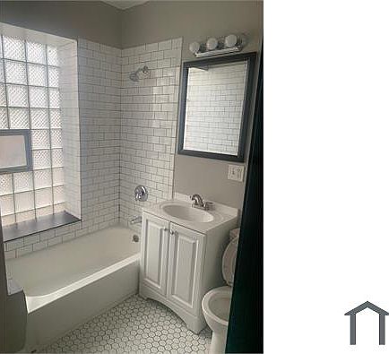 2nd image of 3537 W Jackson Blvd #2