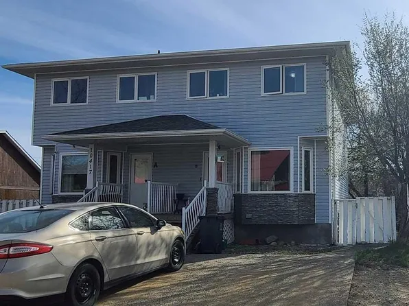10417 N 89th St, Peace River, AB T8S 1N9