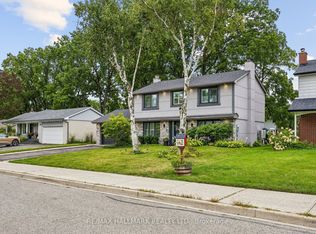 69 Nisbet Dr, Aurora, ON L4G 2K6
