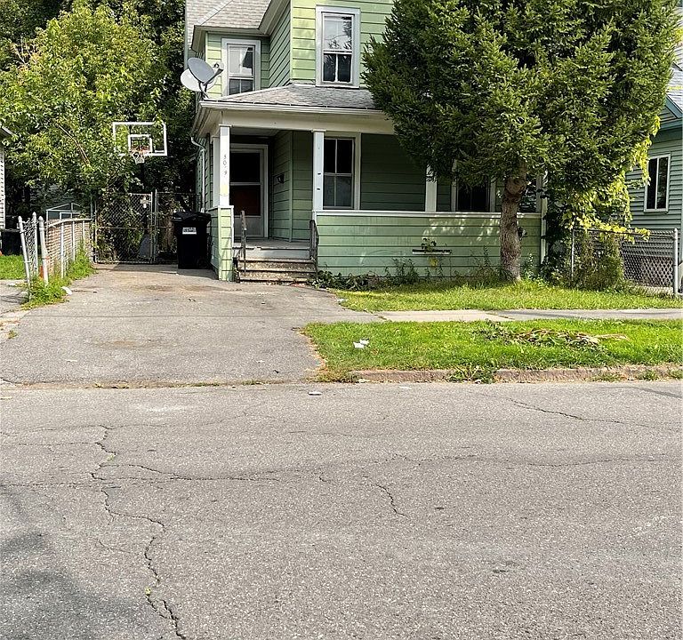 1st image of 306 Putnam St