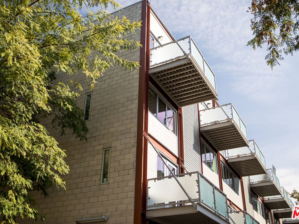 1st image of 3450 Cahuenga Blvd W APT 802
